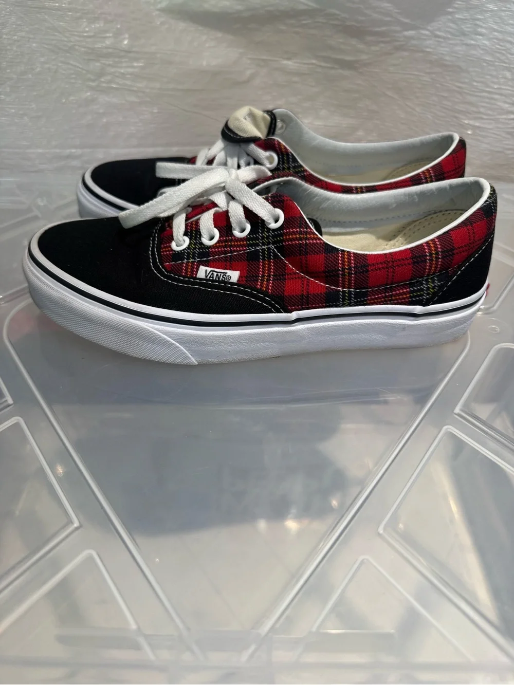 Vans Era Black Red Plaid Tartan Canvas Sneakers Women’s Size 7 Men’s 5.5 EU 37